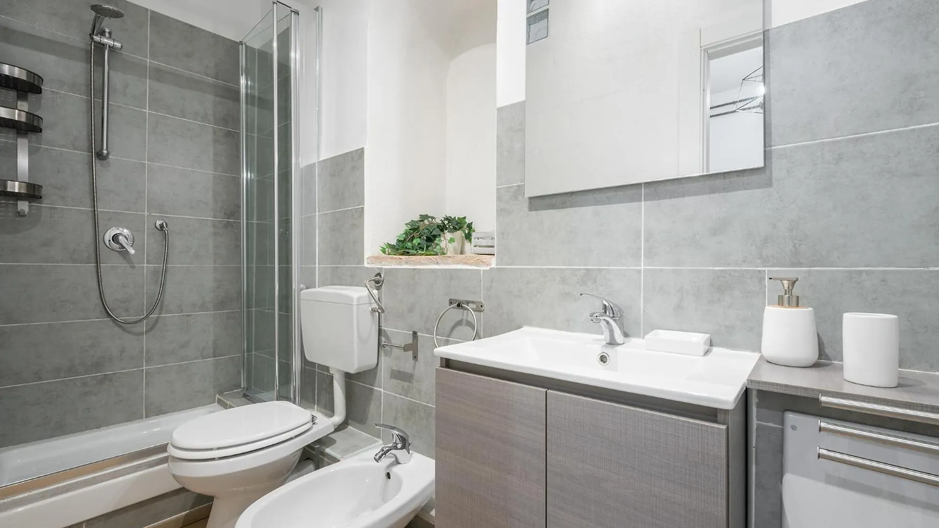 New Sandalia House - Ginepro Apartment Cagliari 0*,